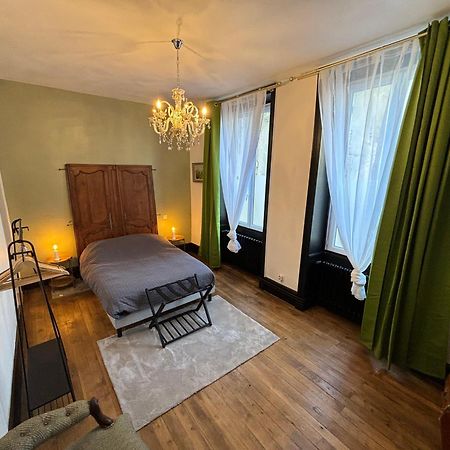 Maison A La Guitarde - Hotel Particulier Hippolyte Шатору Екстер'єр фото