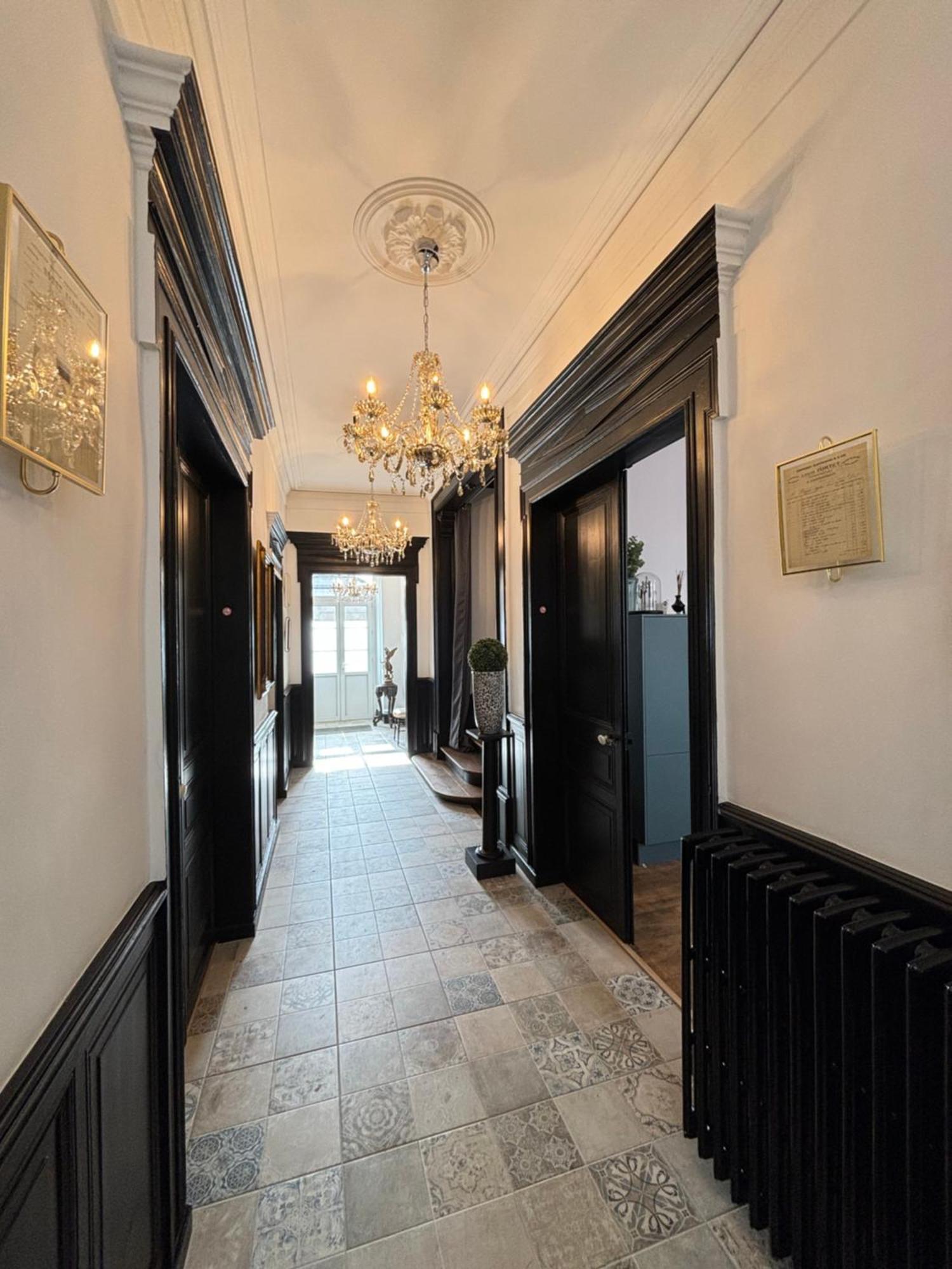 Maison A La Guitarde - Hotel Particulier Hippolyte Шатору Екстер'єр фото