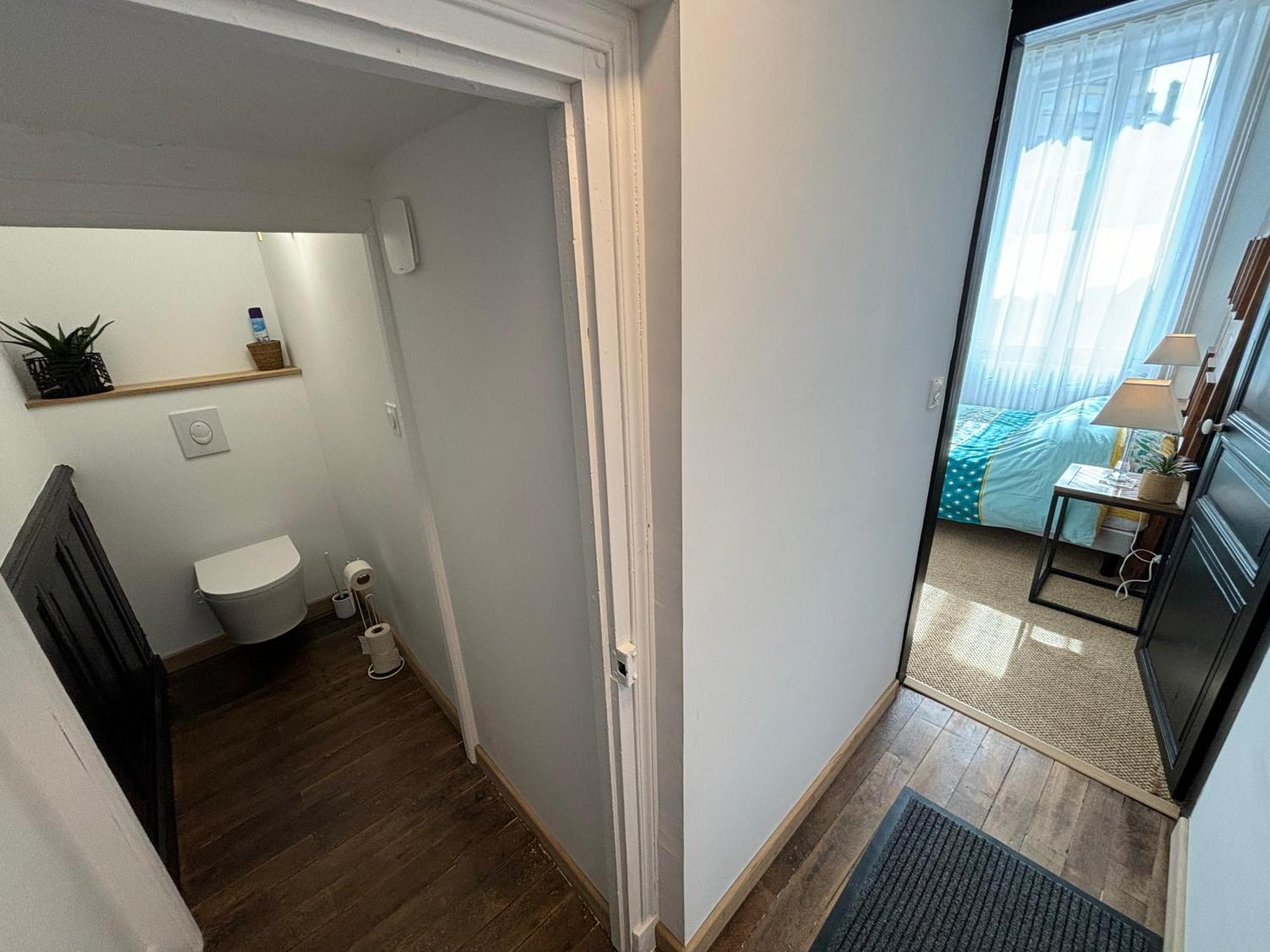 Maison A La Guitarde - Hotel Particulier Hippolyte Шатору Екстер'єр фото