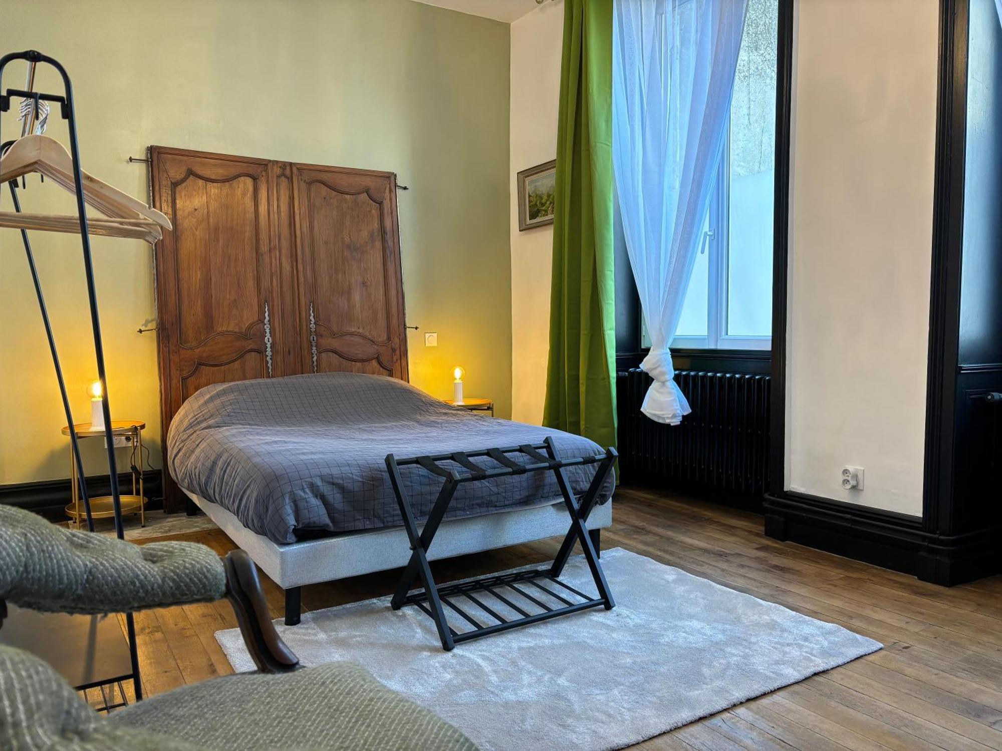 Maison A La Guitarde - Hotel Particulier Hippolyte Шатору Екстер'єр фото