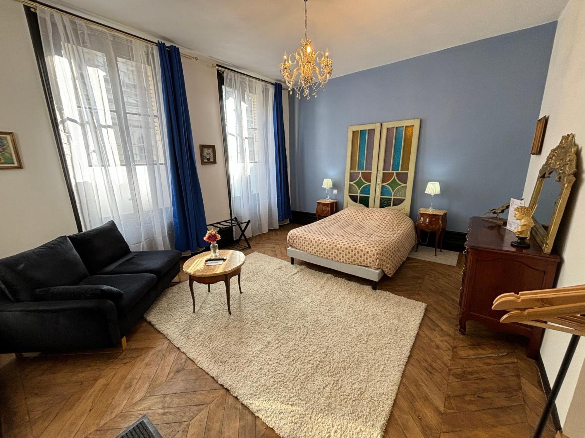 Maison A La Guitarde - Hotel Particulier Hippolyte Шатору Екстер'єр фото