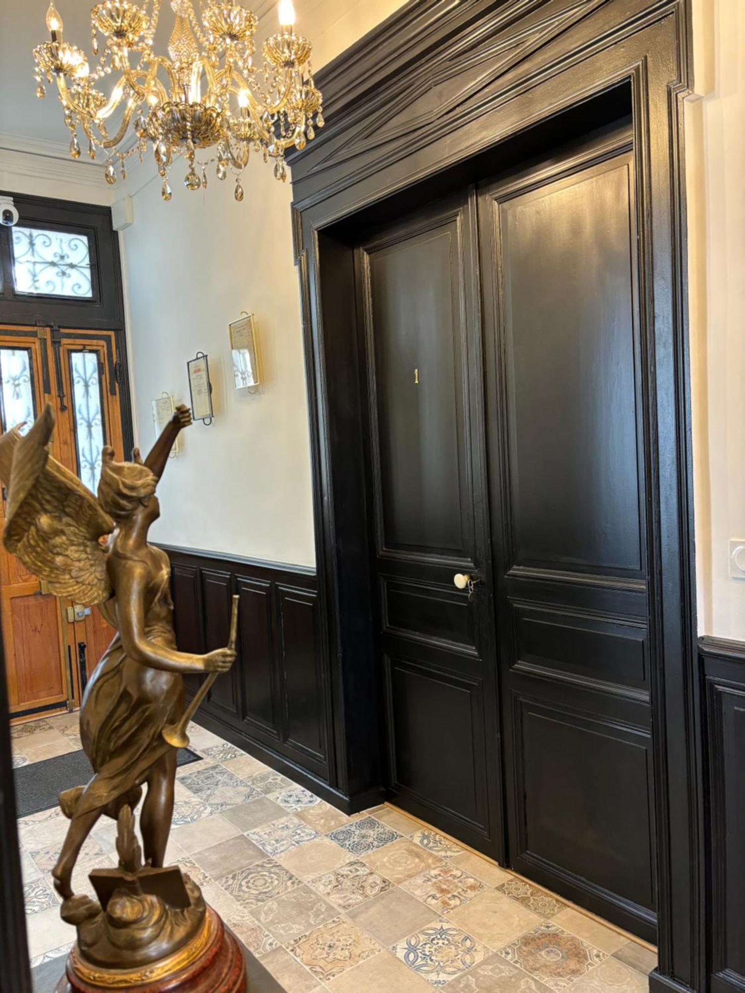 Maison A La Guitarde - Hotel Particulier Hippolyte Шатору Екстер'єр фото